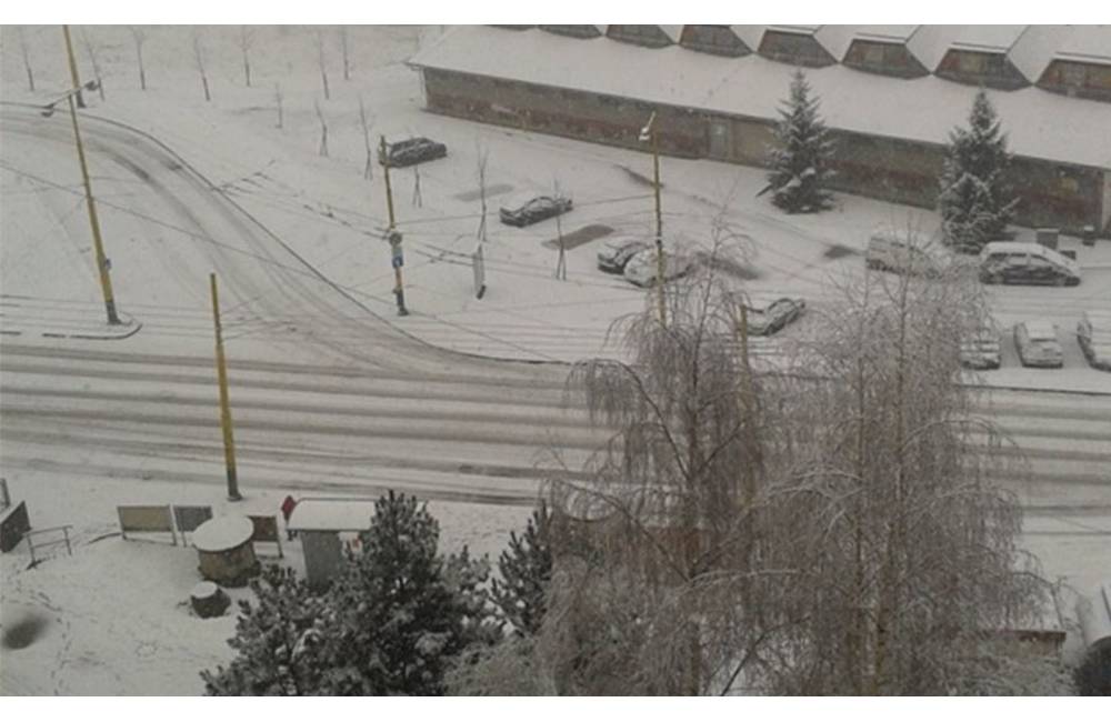 Foto: Na území Žilinského kraja sa v utorok očakáva sneženie, napadnúť môže 10 až 15 centimetrov snehu