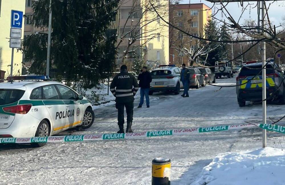 Foto: Autor výhražných e-mailov pre školy hrozí vraždením, žiada milióny v kryptomenách