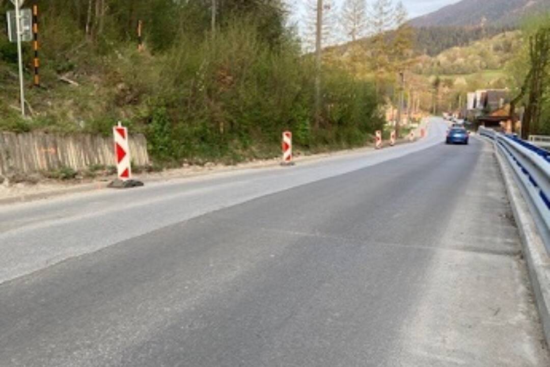 Foto: Oprava cesty v Terchovej sa blíži do finále. Čiastočne uzavretá bude do polovice mája