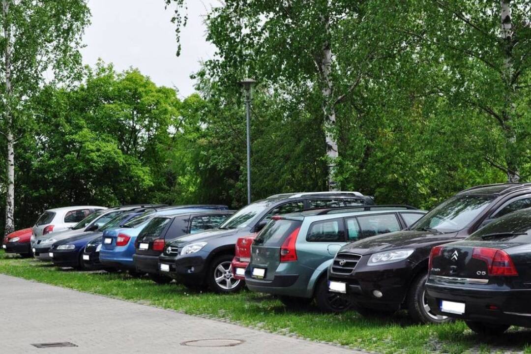 Parkovanie na Hájiku spoplatnia až budúci rok. Cez víkendy a sviatky zaparkujete zadarmo