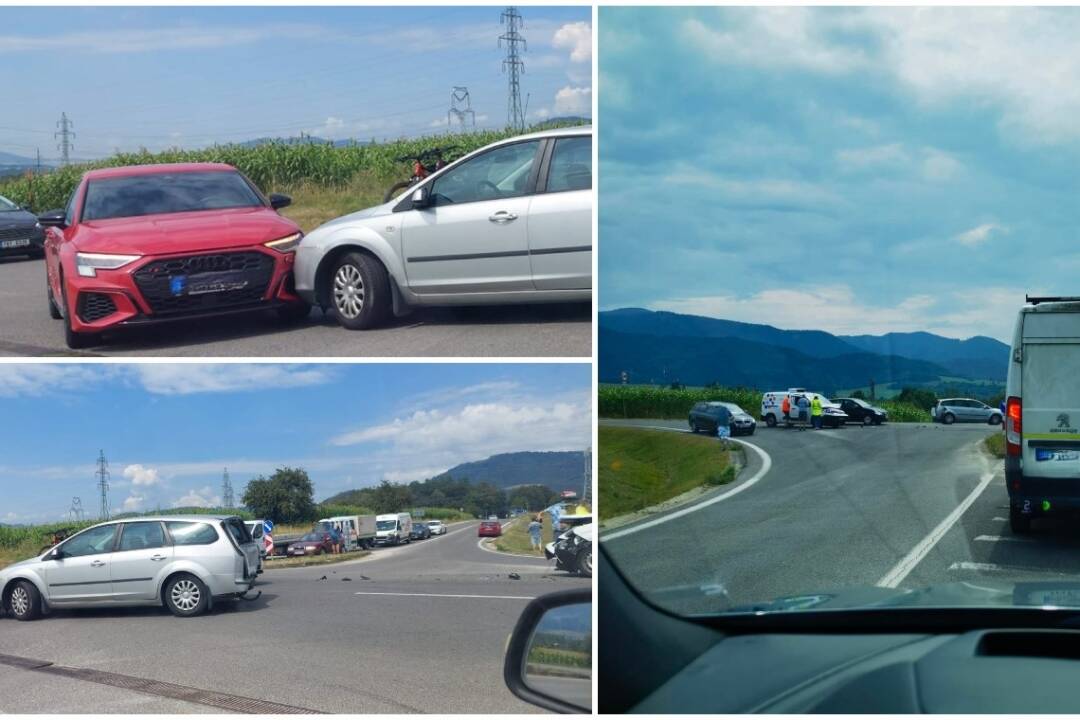 Foto: Na obchádzkovej trase Strečna sa zrazili tri autá. Domáci nazývajú križovatku zakliatou