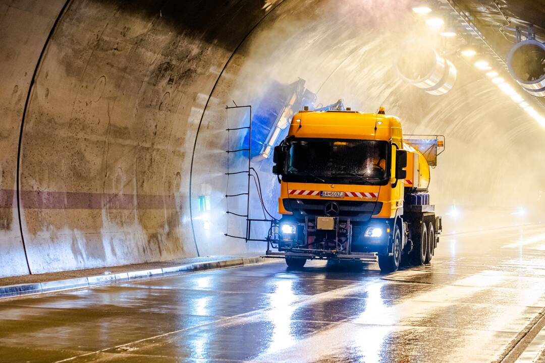 Foto: Diaľničné tunely pri Žiline dočasne uzavrú. Čaká ich jesenná údržba, doprava bude presmerovaná