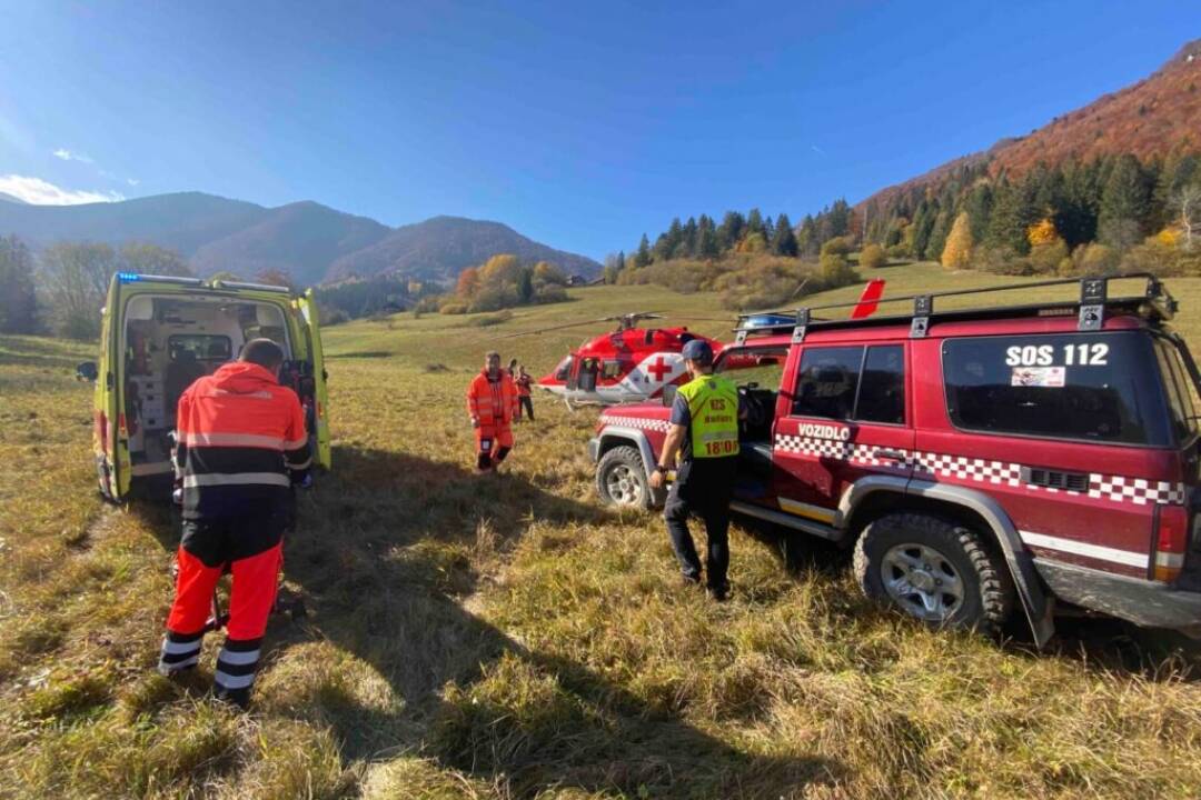 Foto: Poľský turista skolaboval vo Vrátnej doline. Vrtuľníkom ho urýchlene museli previezť do nemocnice