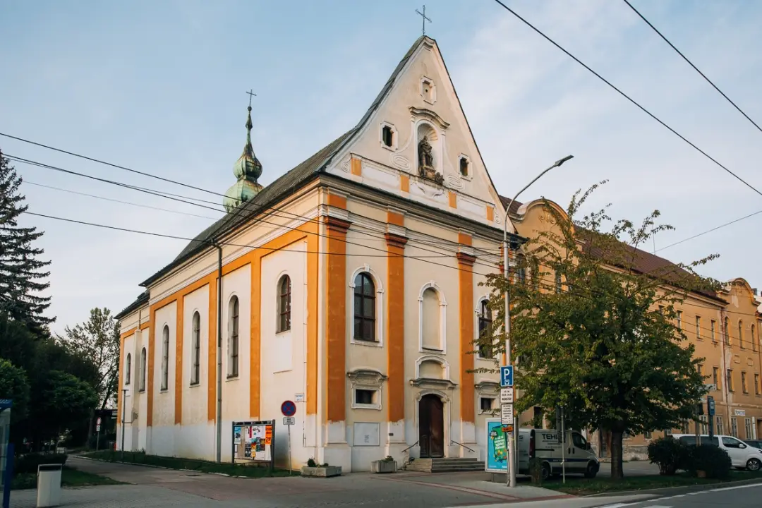 Foto: Aký je význam vianočných vencov, imela či stromčeka? Prezradí vám to prehliadka Kostola sv. Barbory