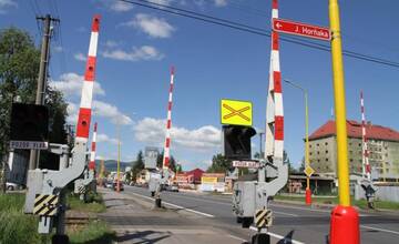 Železničné priecestie na Kysuciach na niekoľko dní uzavrú. Nenarúšajte stavebnú činnosť, žiada obec