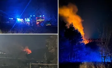 FOTO: Požiar v neprístupnom teréne nad Žilinou nezasiahol les. Starosta Hôrok ďakuje hasičom