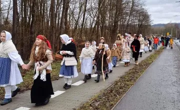 Langoše, šišky a pravá fašiangová zábava! Žilinský lesopark sa už tento víkend zaplní maskami