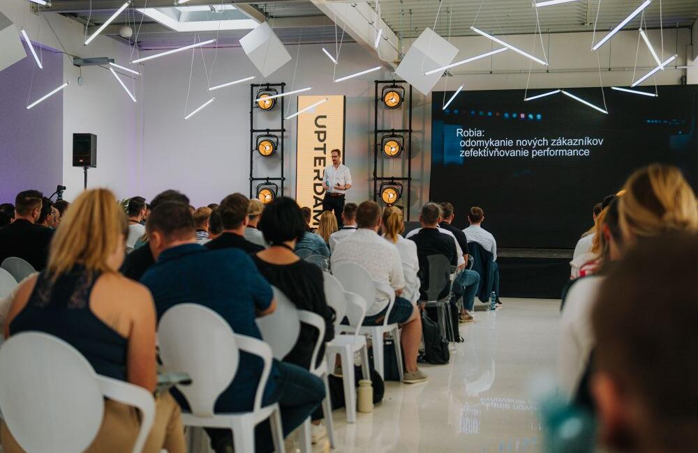 FOTO: Blueweb má za sebou úspešnú e-commerce konferenciu na Slovensku, foto 3