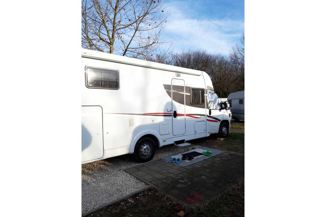 FOTO: V Žiline ukradli karavan, zmizol zo stráženého parkoviska, foto 5