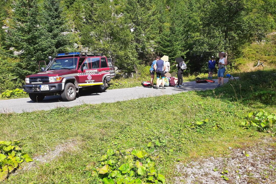 FOTO: Na Orave si mladá cyklistka vážne zranila hlavu aj tvár, foto 2