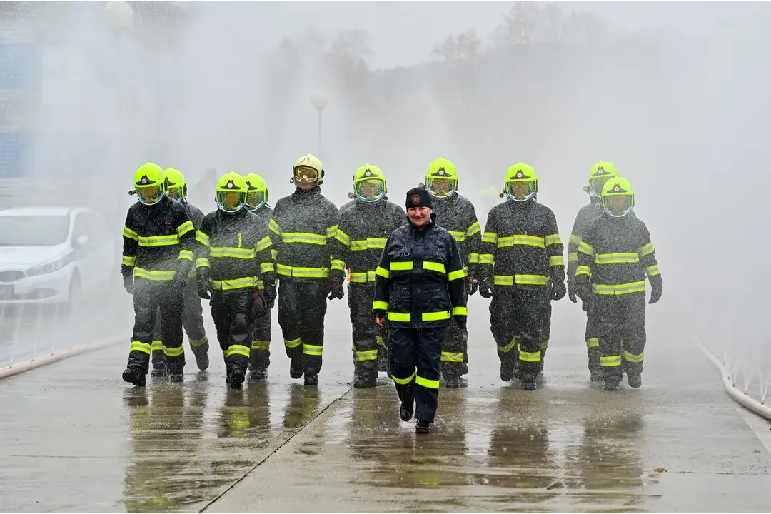 FOTO: Hasiči sa po 21 rokoch lúčia riaditeľkou strednej požiarnej školy v Žiline, foto 8